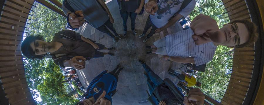 Students of Campus Creativo helped producing the game. 