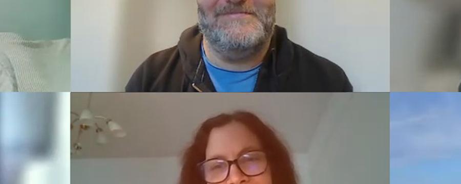 gold extra Storycase Team